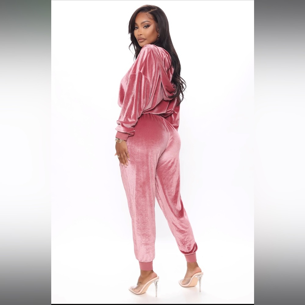 Velvet Vixen Fantasy Sweat Jumpsuit - Mauve Size XL - Picture 7 of 8